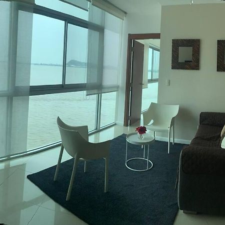 Apartamento Vista Al Rio Puerto Santana Riverfront 1 Guayaquil Eksteriør bilde